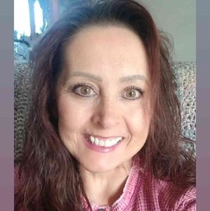 Meet your Posher, Angie